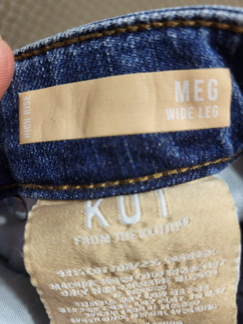 Kut from the Kloth Meg High Rise Wide Leg Jean with Drawstring - Size 10 - Picture 4 of 5